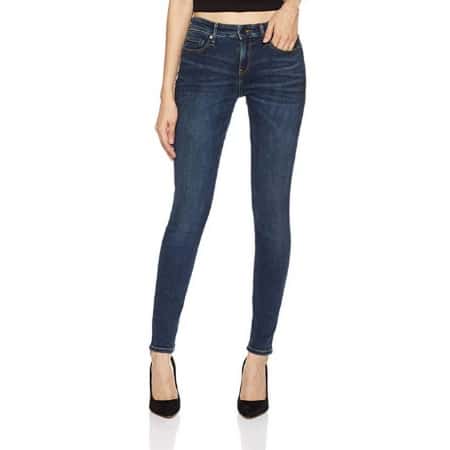 Cute and Comfy Postpartum Fashion: Jeans -- MightyMoms.club